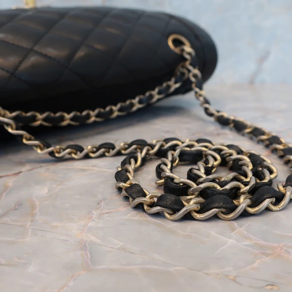 Authentic CHANEL double flap two color hardware Paris lambskin classic bag - Picture 14 of 16